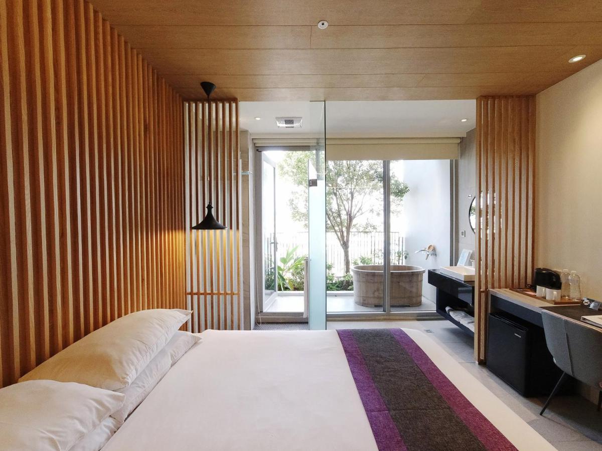 Royal Roi Hotel Taichung Extérieur photo