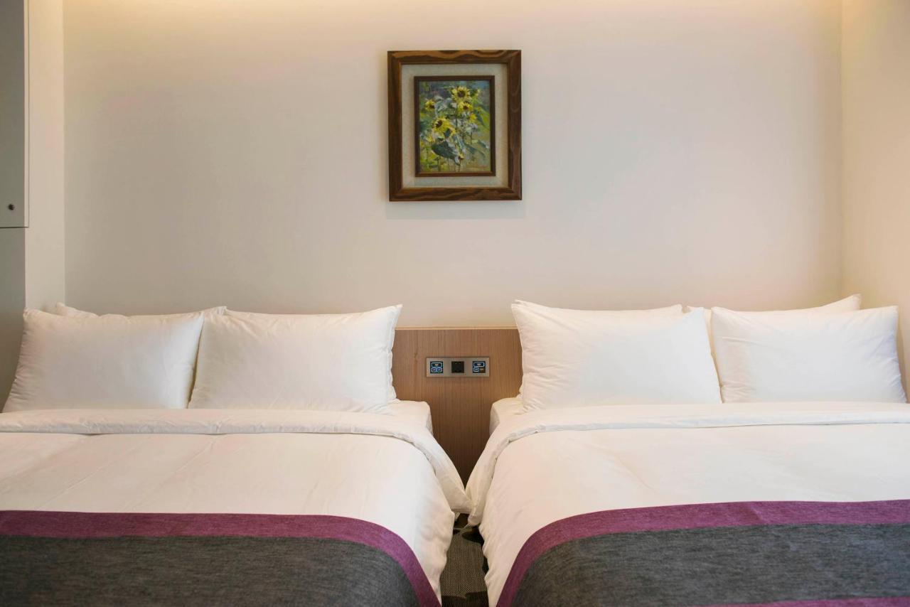 Royal Roi Hotel Taichung Extérieur photo