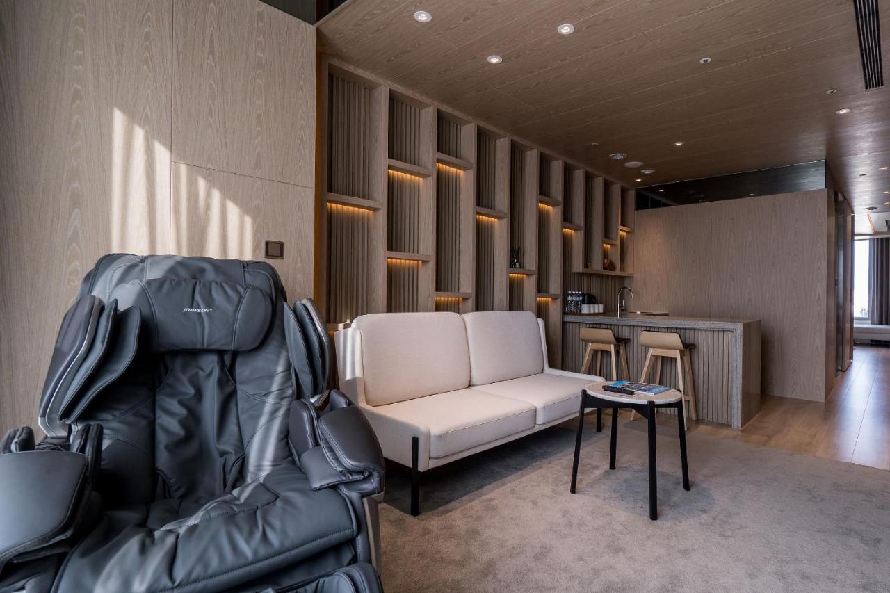 Royal Roi Hotel Taichung Extérieur photo