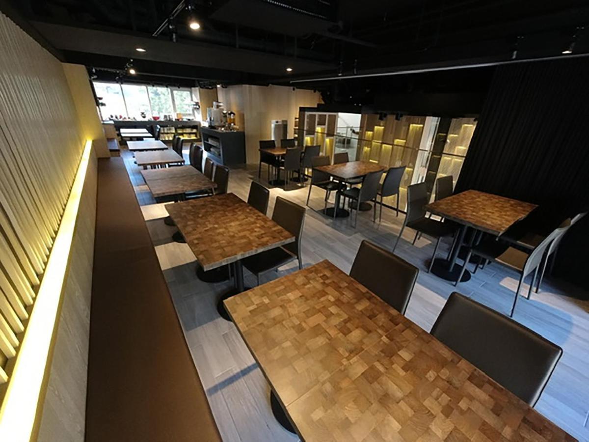 Royal Roi Hotel Taichung Extérieur photo